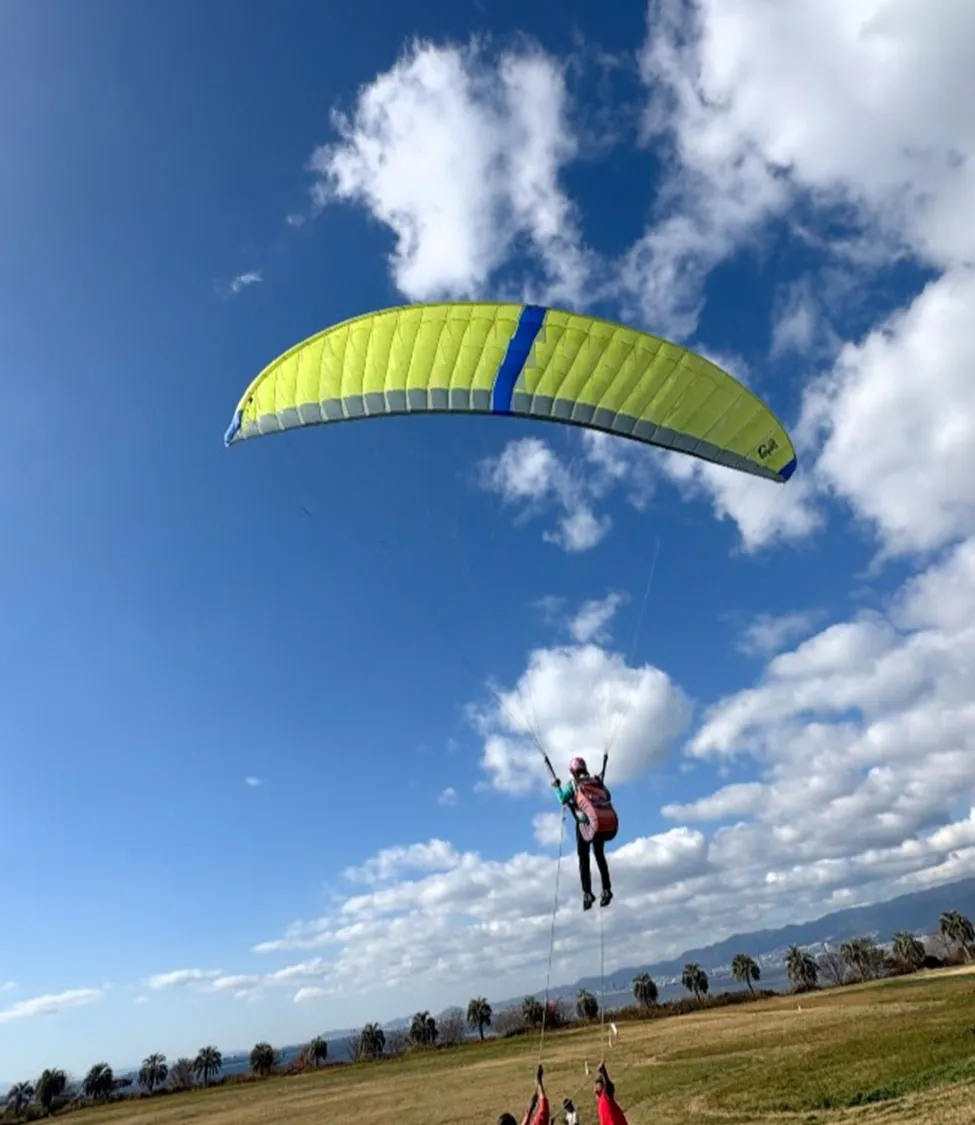 パラグライダー